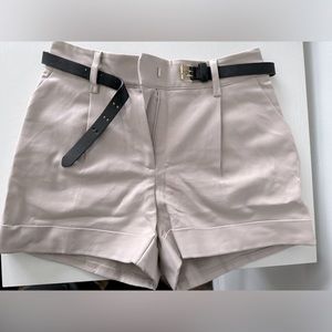 H&M size 2 khaki shorts with belt